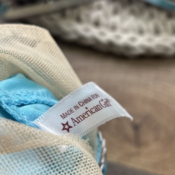 American Girl Truly Me Sparkly Skate Outfit Blue Dress & Skates - Picture 6 of 6